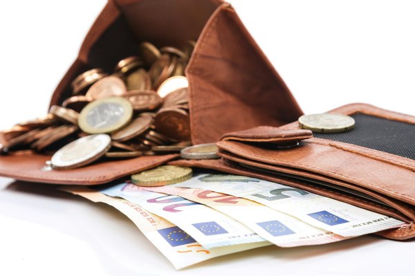 Combien font 1800 euros brut en net : guide complet selon votre statut